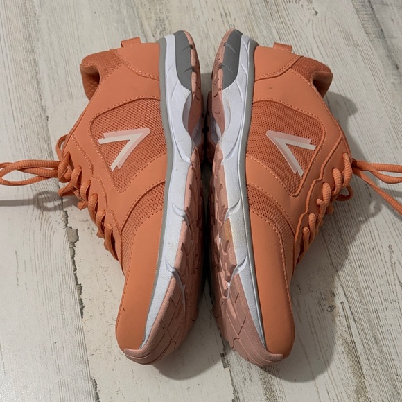 Vionic Paige Lace Up Walking Shoes in Canyon Sunset Size 9 - Picture 8 of 10